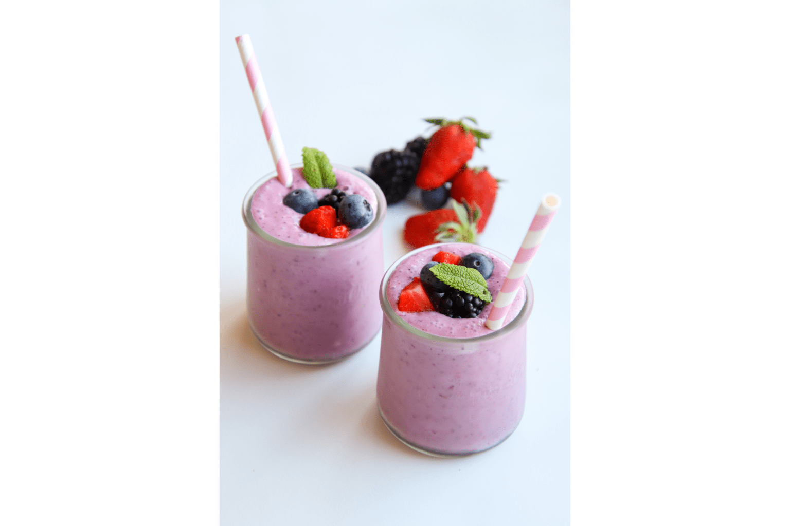 Banana Berry Oats Smoothie